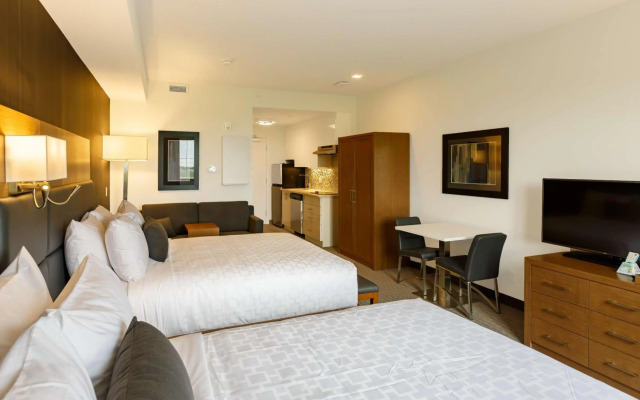 Executive Residency by Best Western Calgary City View North
