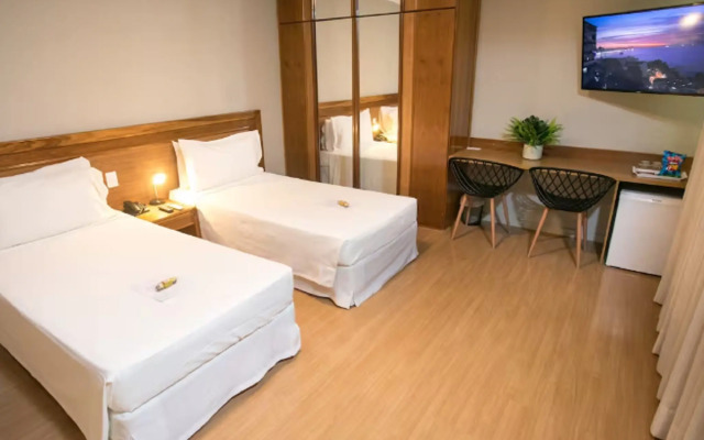 Regency Park Hotel