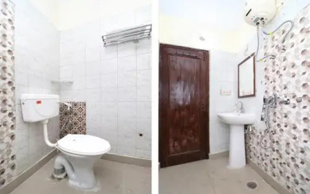 Ab Hotel By OYO Rooms