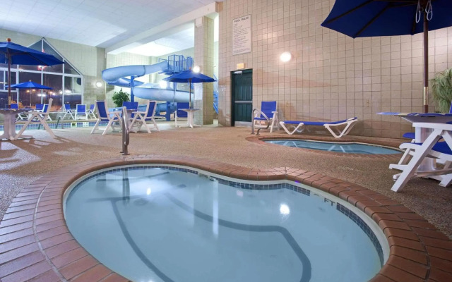 Country Inn & Suites by Radisson, Rapid City, SD