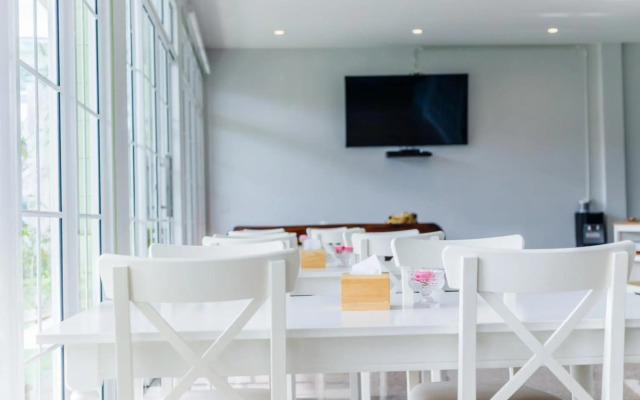 Greenish Ranong Hotel