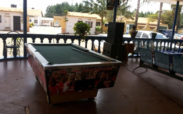 Enro Hotel