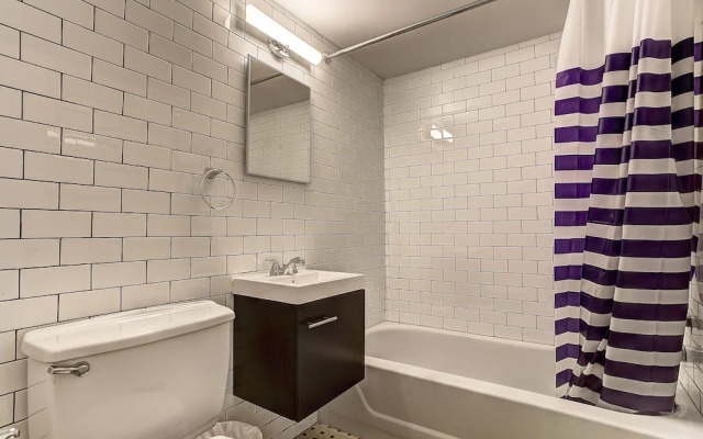 Destination Stays McGill Plaza DT MTL