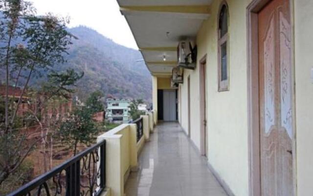 River Side Hotel with Gangaotri View