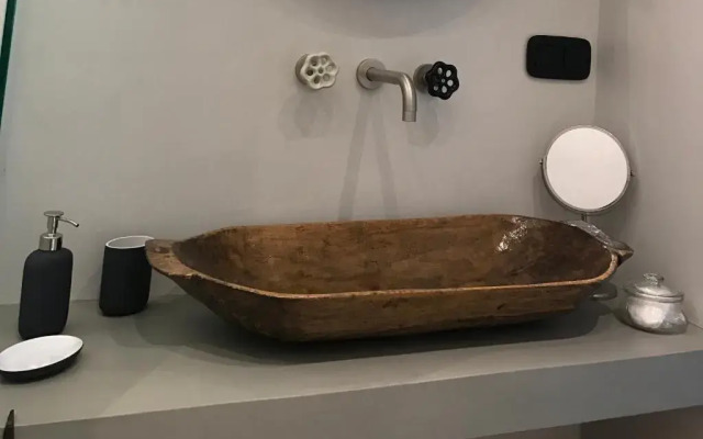 Spitaki Serifos Studio