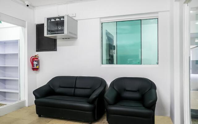 Treebo Luxe Suite, Shivaji Nagar