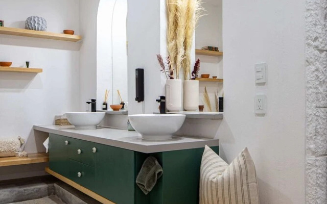 Sleeps 9 Outdoor Space Pingpong Table in Villa