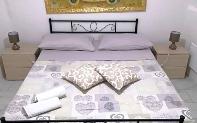 Mory&Clary Cave Palese Airport