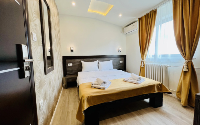 Side One Design Hotel