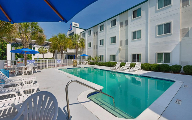 Motel 6 Columbia, SC - Fort Jackson Area