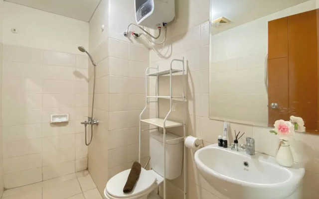 Comfy 2BR Apartment at Woodland Park Residence