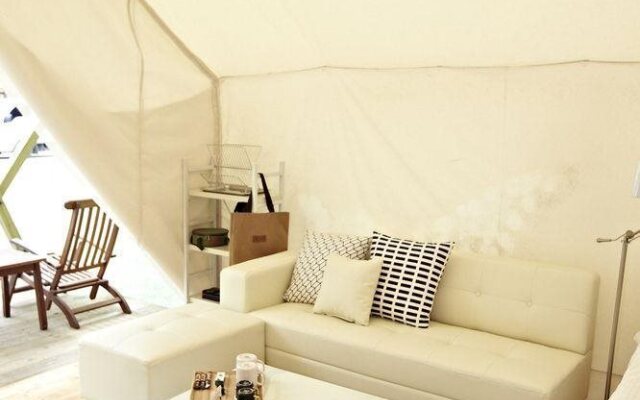 The Proud Resort - Caravan Park