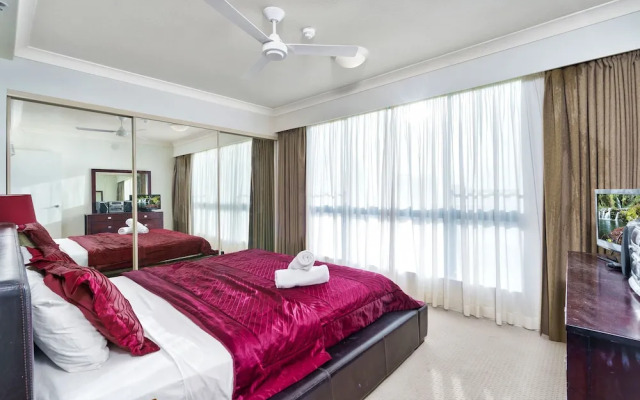 Crown Towers Resort Private Apartments