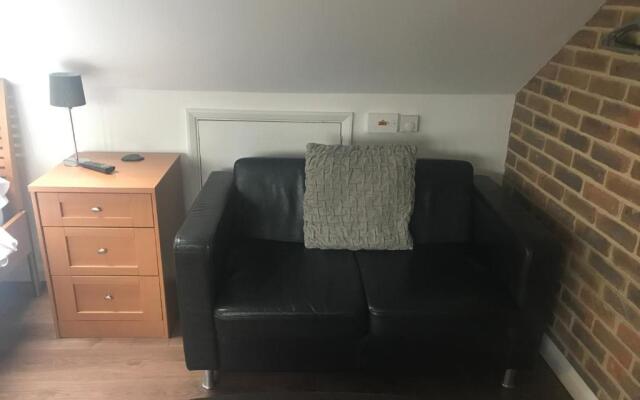 Hunters Hide Apt