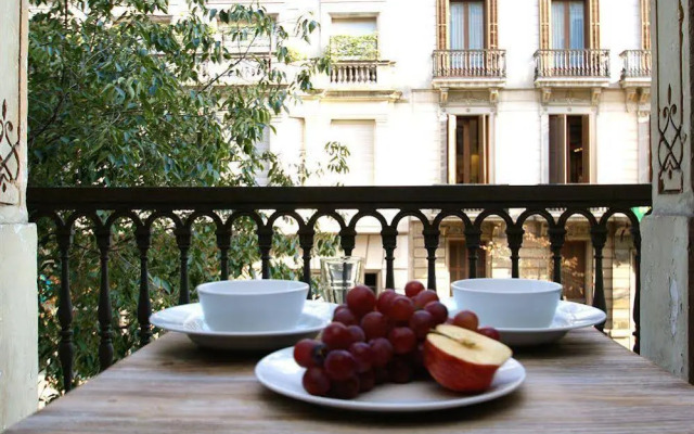 Paseo de Gracia Apartments