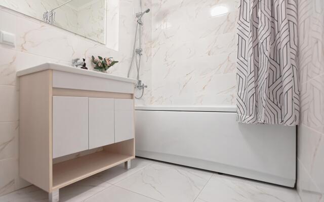 ApartHause на улице Азина