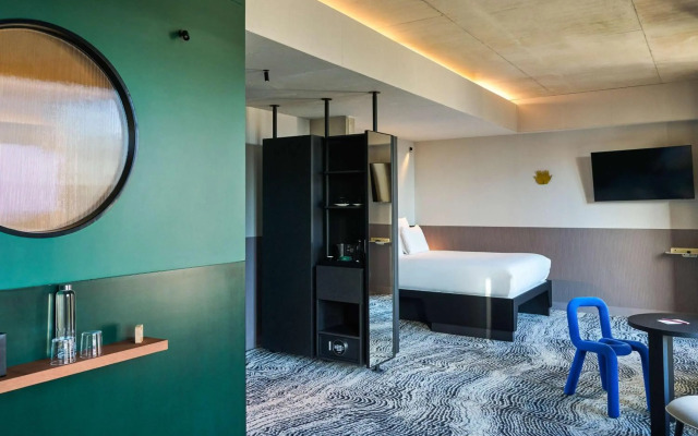 Tribe Paris Clichy