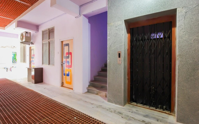 OYO 17168 Hz Lodge