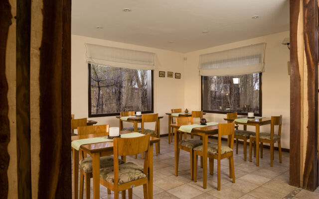 Hosteria Roble Sur