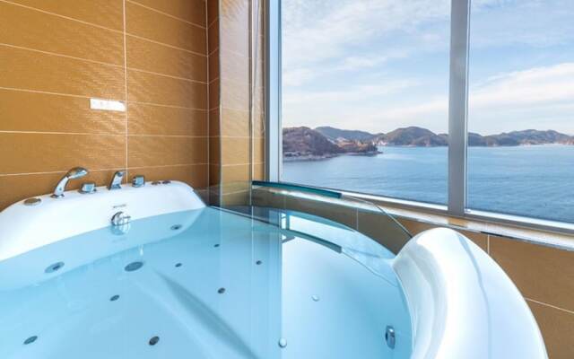 Geoje Island House Pension