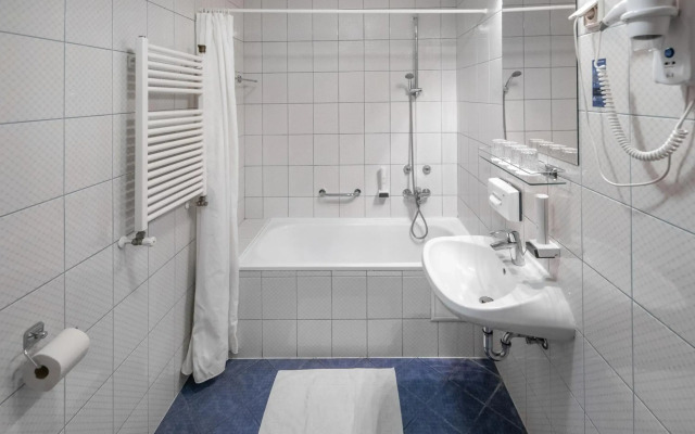 Corvin Hotel Budapest - Sissi wing
