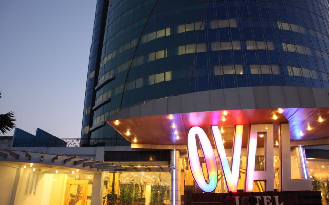 Hotel Oval Surabaya