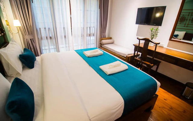 Woo Gallery and Boutique Hotel