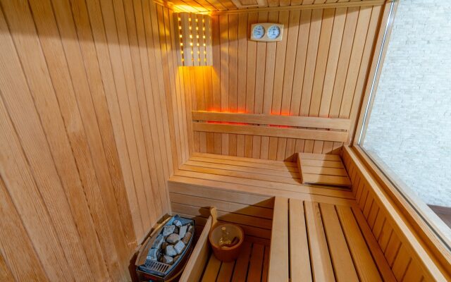 Adenya Hotel & Resort