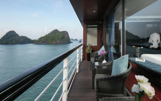 Le Theatre Cruise
