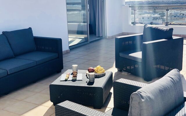 Canaryislandshost l Infinity views village - Heated Pool