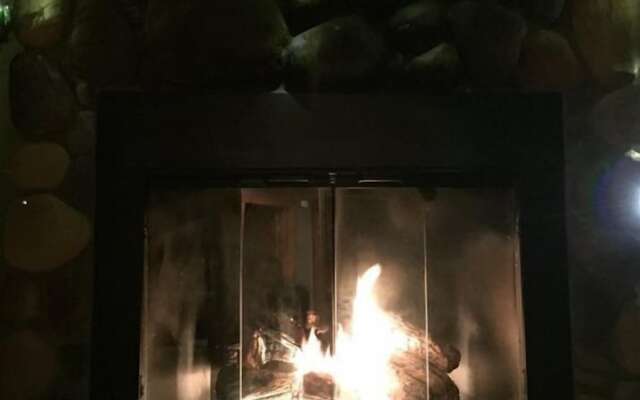 River Rock Mountain Cabin