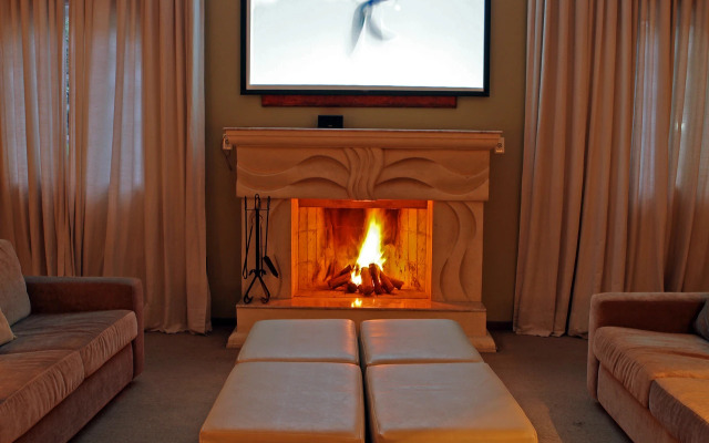 San Raphael Country Hotel