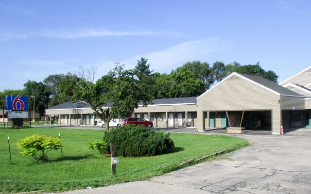Motel 6 Prairie Du Chien, WI
