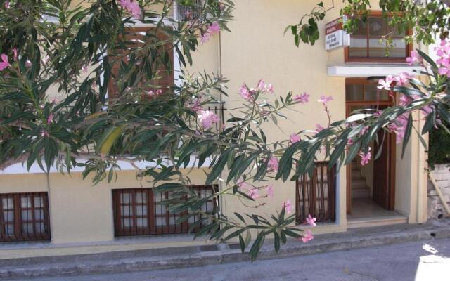 Argostoli Rooms