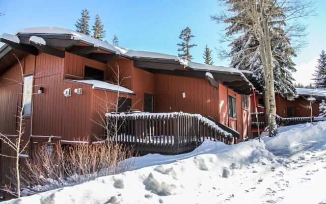 Mammoth West #129 - 3 Br Condo