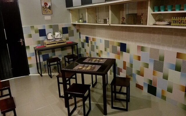 Rest & Relax 7 Room Ipoh Garden East