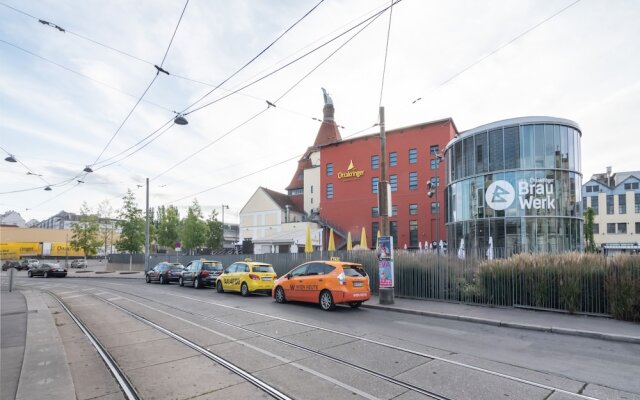 Cozy new stylish 15 min to the center