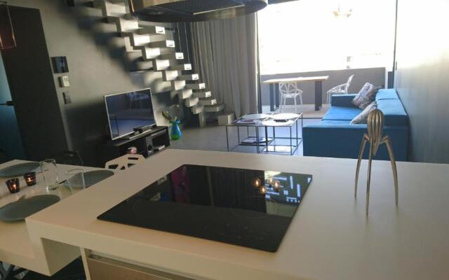 Athina Art Apartments