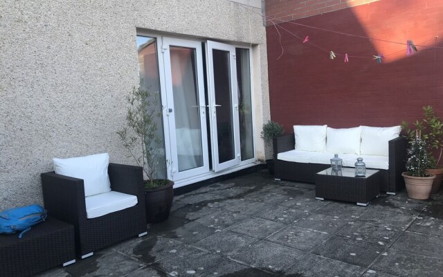 Stunning 3-bed House in Cardiff