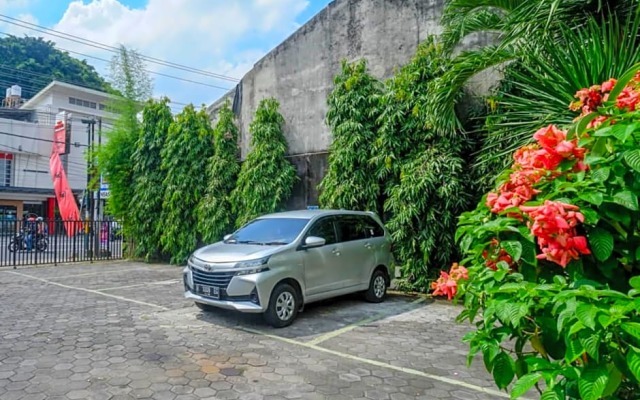 RedDoorz @ Hotel Sartika Yogyakarta