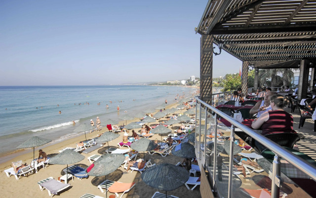 Aska Just In Beach – All Inclusive