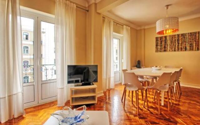 Almirante 3-Four Bedrooms