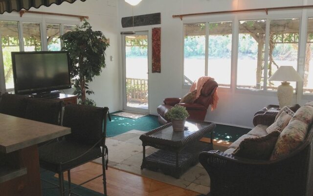 Atchafalaya River Lodge