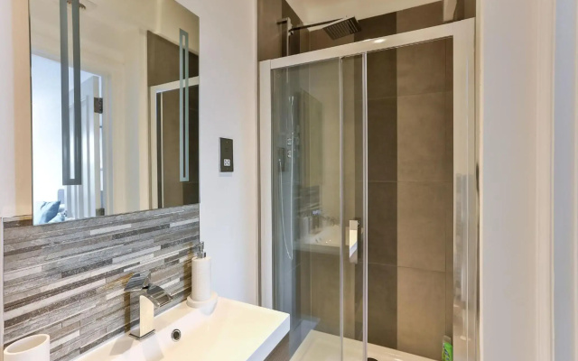 KVM - Jubilee Mansions Apartment by KVM Serviced Accommodation