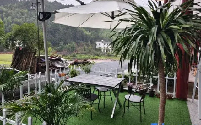 Jingjing Hotel