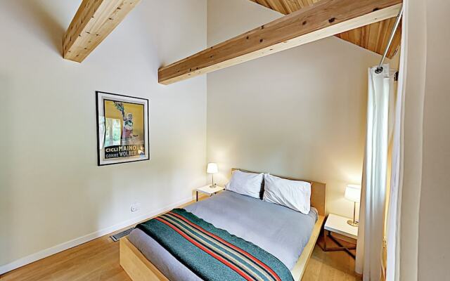 6418 Tahoe Vista - 2 Br Cabin