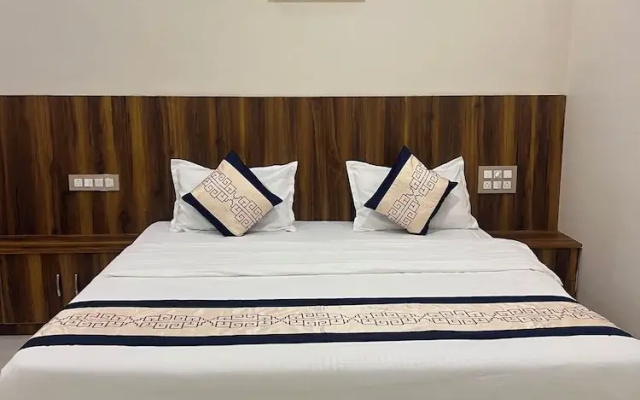 Estoria Hotel And Resort