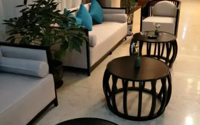 Dong Fang Ying Bin Hotel