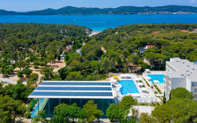 Family Hotel Adria