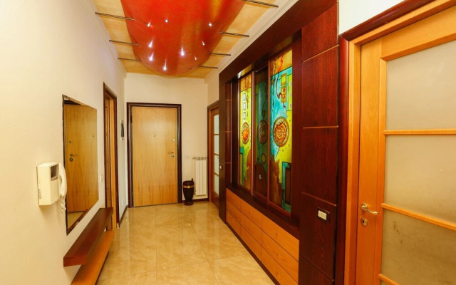 Luxury European Trade Center Apartment